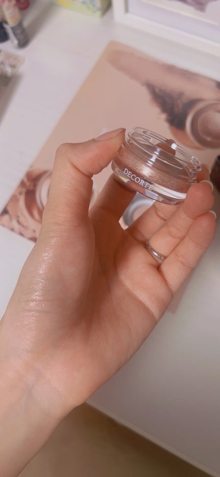 アイグロウジェム スキンシャドウ/DECORTÉ/ジェル・クリームアイシャドウを使ったクチコミ(2枚目)