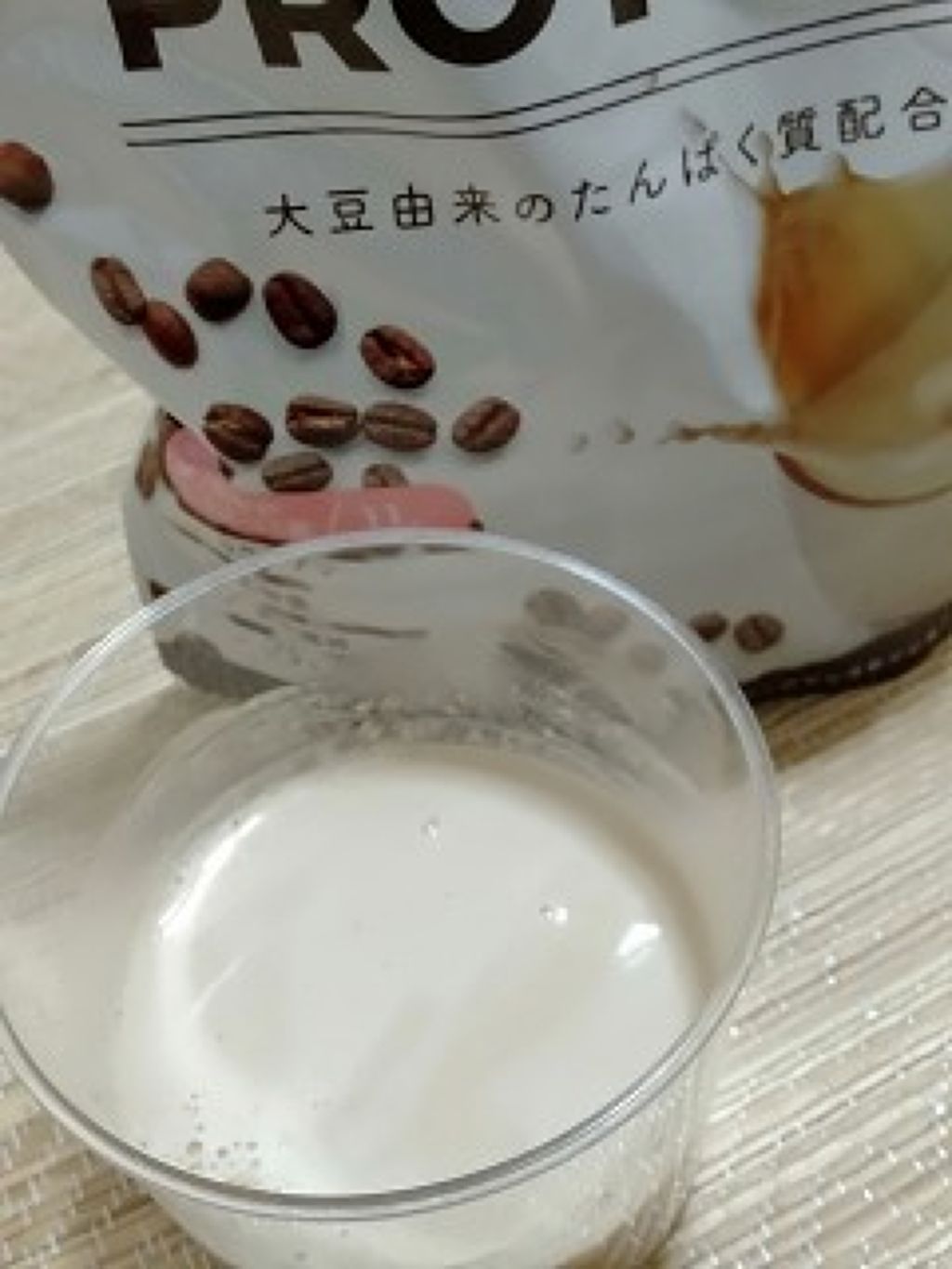 ボディメイクプロテイン カフェラテ/リブ・ラボラトリーズ/ソイプロテインを使ったクチコミ（2枚目）