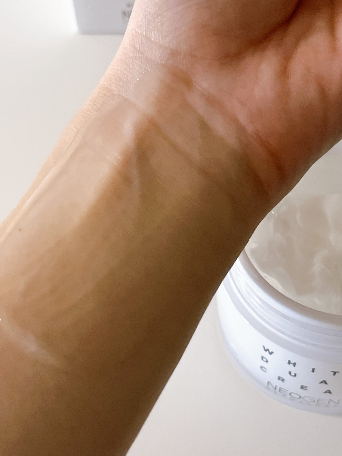ホワイトデュアルクリーム/NEOGEN/フェイスクリームを使ったクチコミ(4枚目)