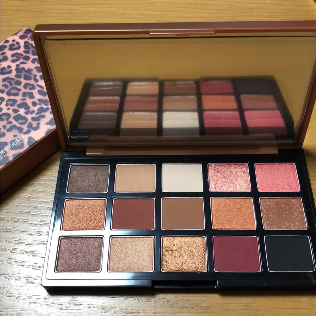 プレイカラーアイパレット レオパードランウェイ/ETUDE/アイシャドウパレットを使ったクチコミ（1枚目）