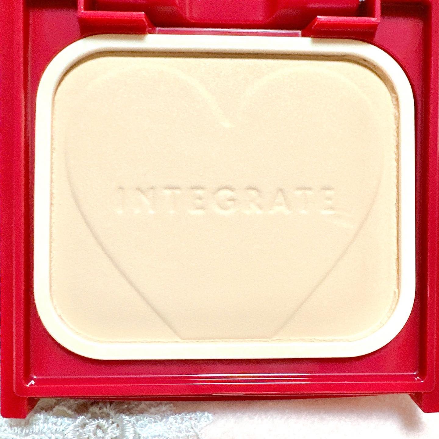 プロフィニッシュファンデーション/インテグレート/パウダーファンデーションを使ったクチコミ（3枚目）