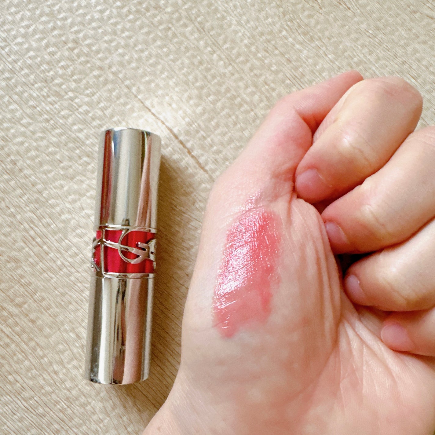 YSL ラブシャイン キャンディグレーズ/YVES SAINT LAURENT BEAUTE/口紅を使ったクチコミ(3枚目)