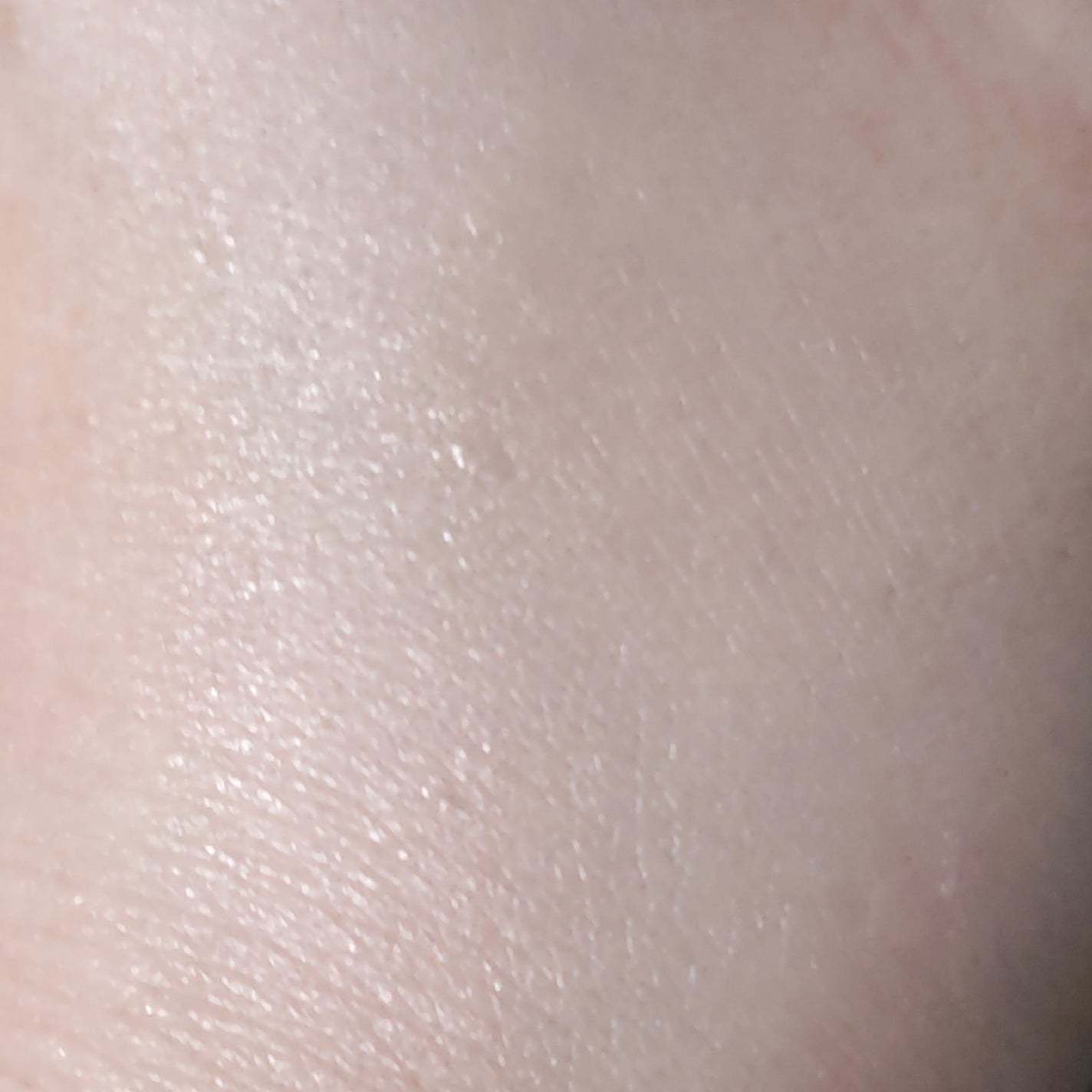 エッセンス スキングロウ ファンデーション/SHISEIDO/リキッドファンデーションを使ったクチコミ(4枚目)