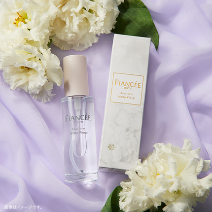 ボディミスト ホワイトフローラル/フィアンセ/香水(レディース)を使ったクチコミ(1枚目)