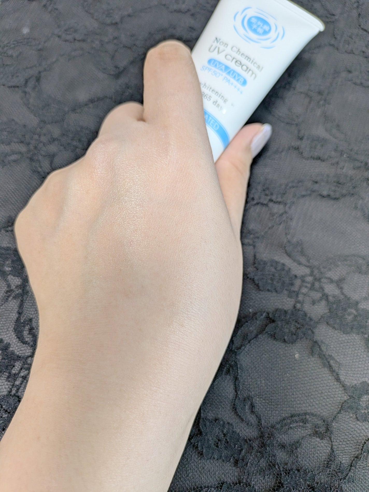 紫外線予報 ノンケミカル薬用美白UVクリームM/紫外線予報/日焼け止めクリームを使ったクチコミ(5枚目)