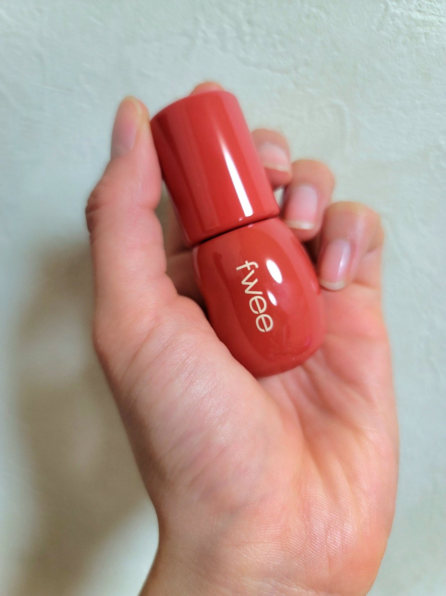 フィー 3Dボリューミンググロス/fwee/リップグロスを使ったクチコミ(1枚目)