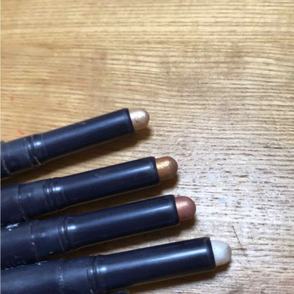 キラキラ アイシャドウ/ETUDE/スティックアイシャドウを使ったクチコミ(1枚目)