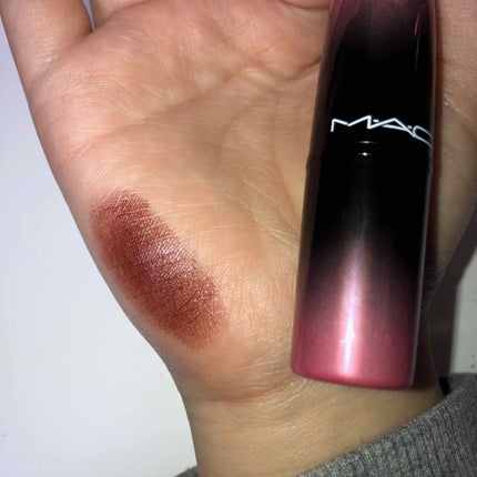 ラブ ミー リップスティック /M・A・C/口紅を使ったクチコミ(2枚目)