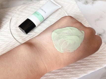 カラーコントロールベース/COSCOS/化粧下地を使ったクチコミ(4枚目)