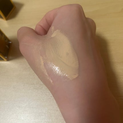 シェイド アンド イルミネイト ソフト ラディアンス ファンデーション SPF 50/TOM FORD BEAUTY/リキッドファンデーションを使ったクチコミ(3枚目)