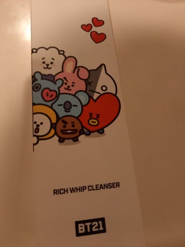 VT リアルウェアサテンクッションのクチコミ「VT Cosmetics
Rich Whip Cleanser 
￥500+tax @ドンキ
.....」（1枚目）