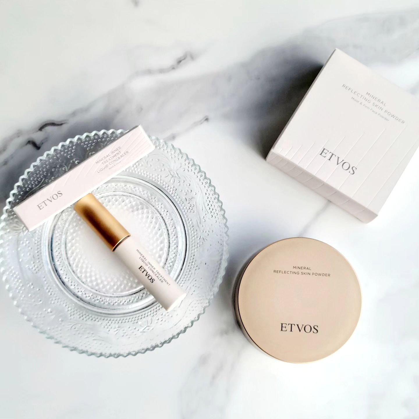 ミネラルリフレクティングスキンパウダー/エトヴォス/ルースパウダーを使ったクチコミ（1枚目）