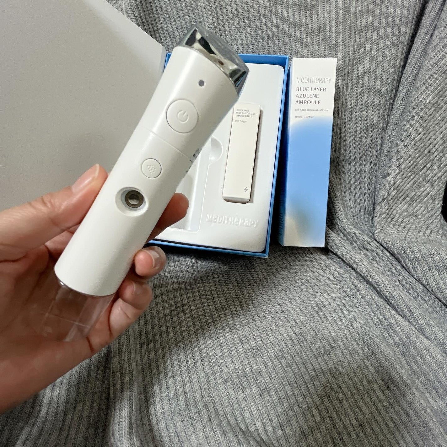 ブルーレイヤーミストアンプルジェット美顔器/MEDITHERAPY/美顔器・マッサージを使ったクチコミ(3枚目)