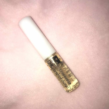 ▽ DHC eyelash tonic

昔から使ってる  ［まつげ美容液］
"ミニサイズ" を購入しました

ミニサイズだと、ブラシもコンパクトなので
下まつげなど塗りやすいです◎


朝起きて化粧す