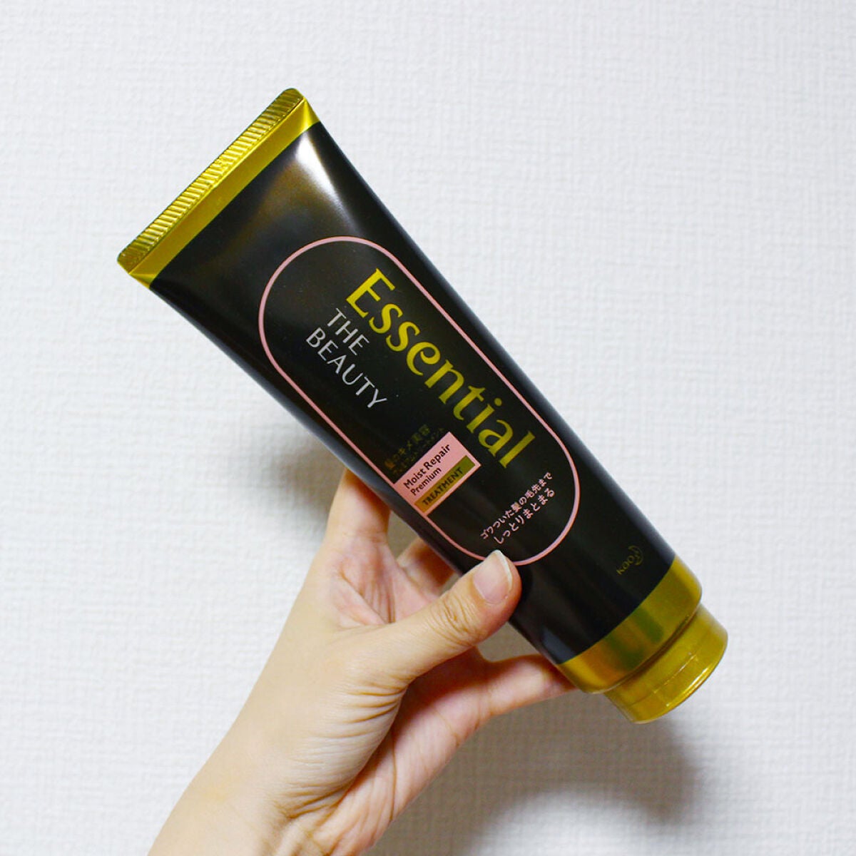 THE BEAUTY 髪のキメ美容プレミアムトリートメント<モイストリペアプレミアム>/エッセンシャル/洗い流すヘアトリートメントを使ったクチコミ(1枚目)