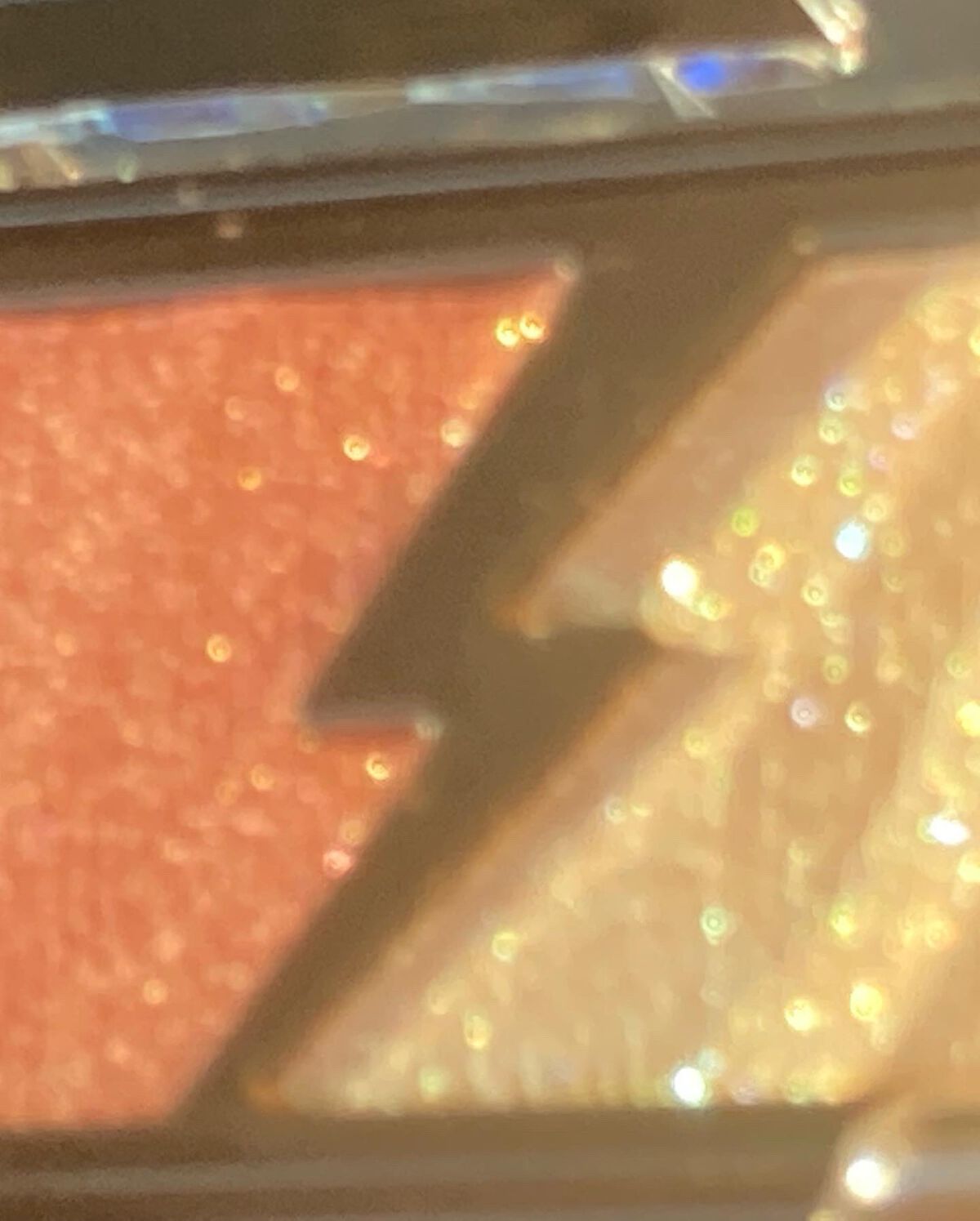 エレクトリックショックアイズ /KATE/アイシャドウパレットを使ったクチコミ（3枚目）