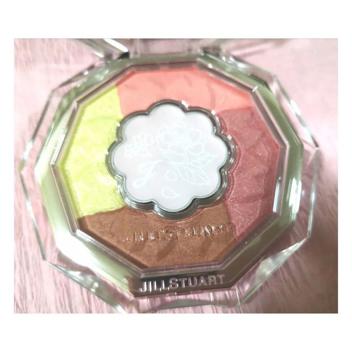 ジルスチュアート ブルームクチュール アイズ 17 sakura fantasy<サクラブーケ>（限定）/JILL STUART/アイシャドウパレットを使ったクチコミ（3枚目）