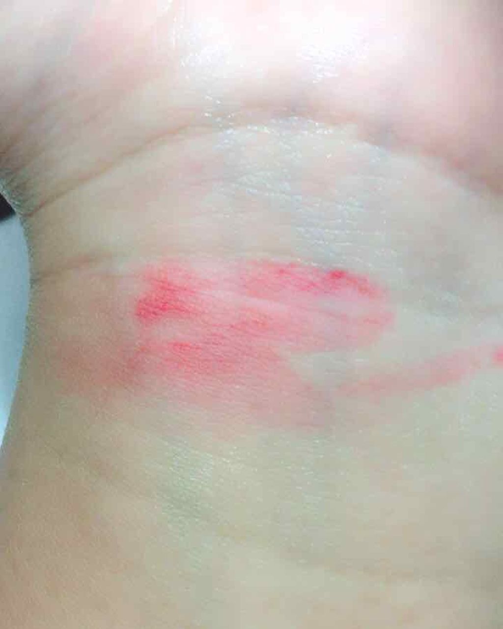 リップティントマット/キャンメイク/リップグロスを使ったクチコミ(3枚目)