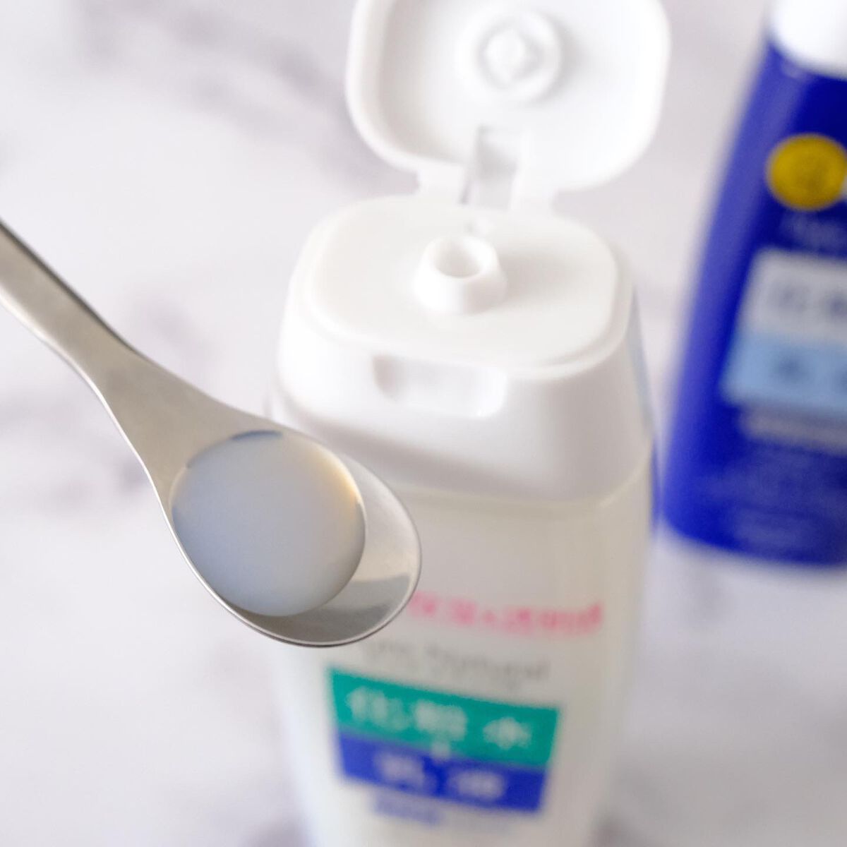 ピュア ナチュラル エッセンスローション ホワイト/pdc/オールインワン化粧品を使ったクチコミ(4枚目)