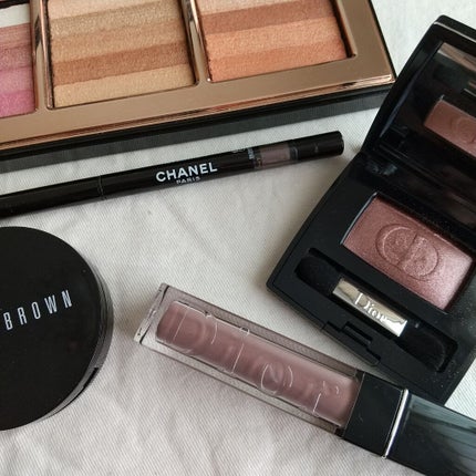 イルミネイティング ブロンジング パウダー/BOBBI BROWN/プレストパウダーを使ったクチコミ(1枚目)