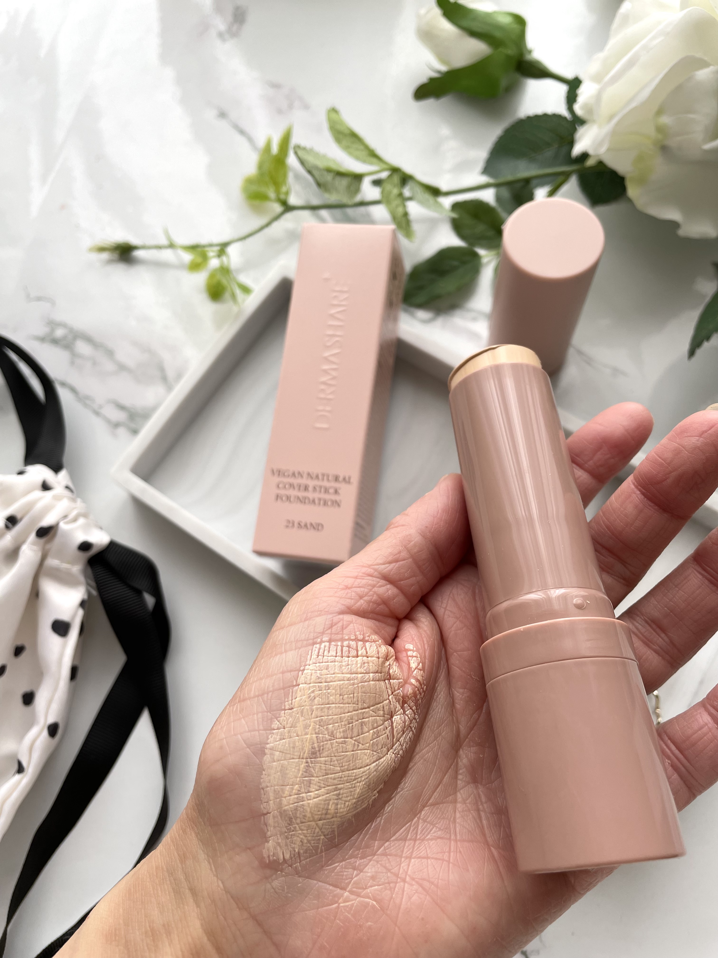 ヴィーガンナチュラルカバースティックファンデーション 23/DERMASHARE/その他ファンデーションを使ったクチコミ（3枚目）