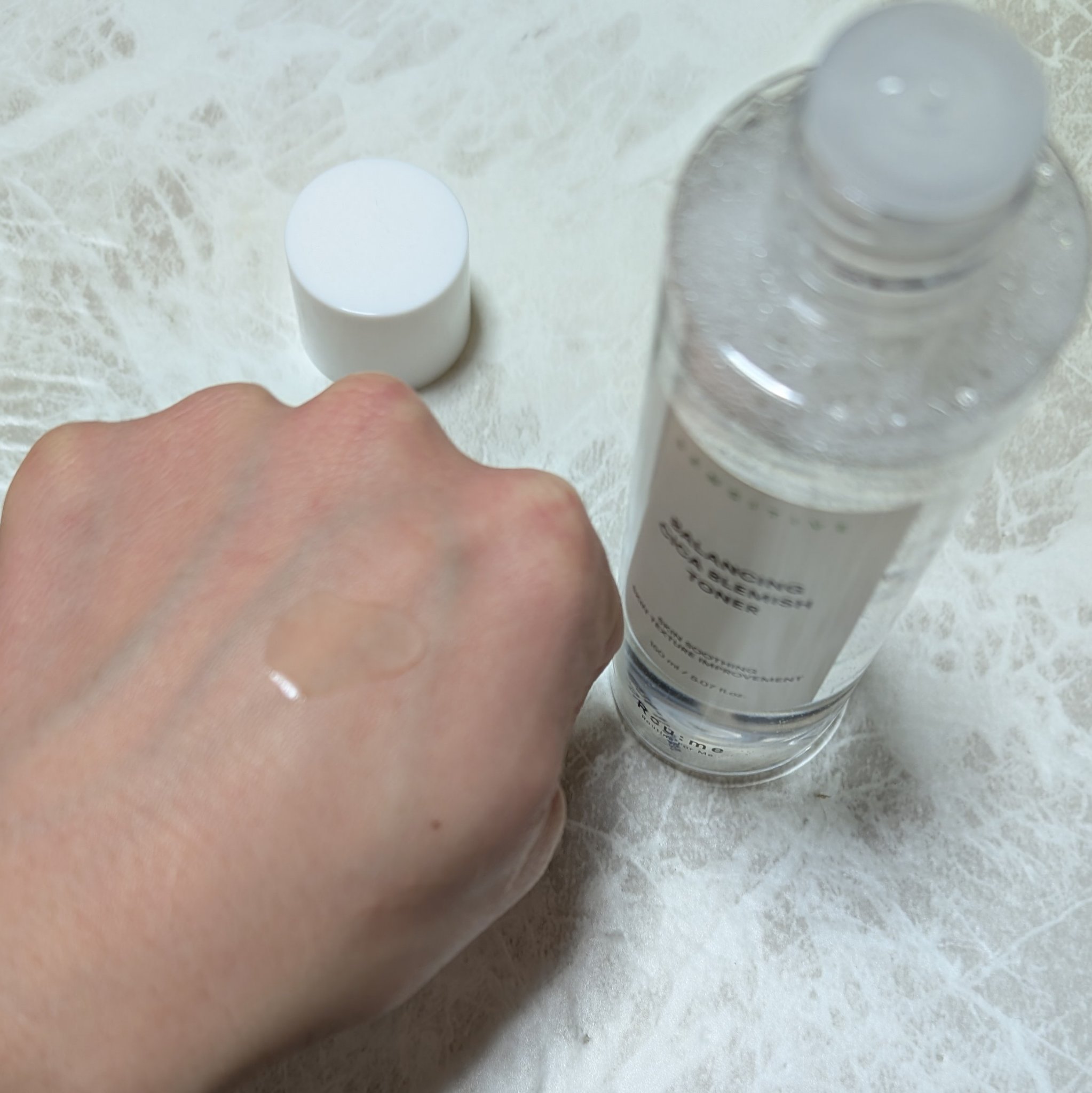 バランシングヒアルロニックピュアバブルクレンザー/Roume/泡洗顔を使ったクチコミ（2枚目）