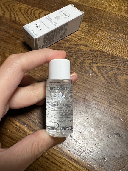 ディオール スノー エッセンス オブ ライト マイクロ ローション/Dior/化粧水を使ったクチコミ(2枚目)