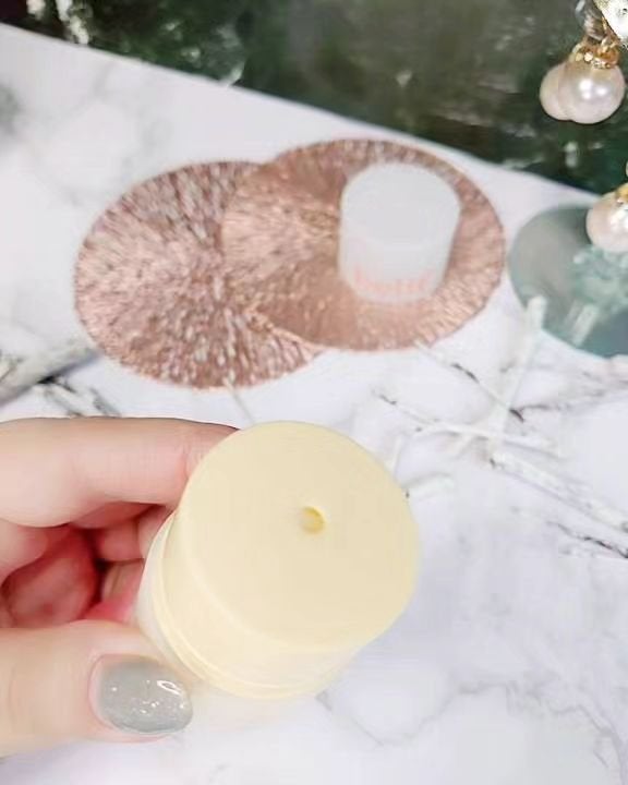 スーパーナイツ マルチ V リップセリン /belif/リップクリームを使ったクチコミ(2枚目)