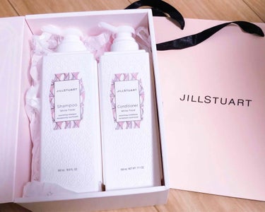 シャンプー／コンディショナー ホワイトフローラル コンディショナー/JILL STUART/シャンプー・コンディショナーを使ったクチコミ（1枚目）