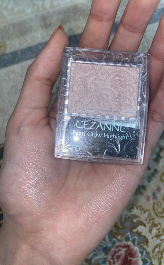 パールグロウハイライト/CEZANNE/パウダーハイライトを使ったクチコミ（3枚目）