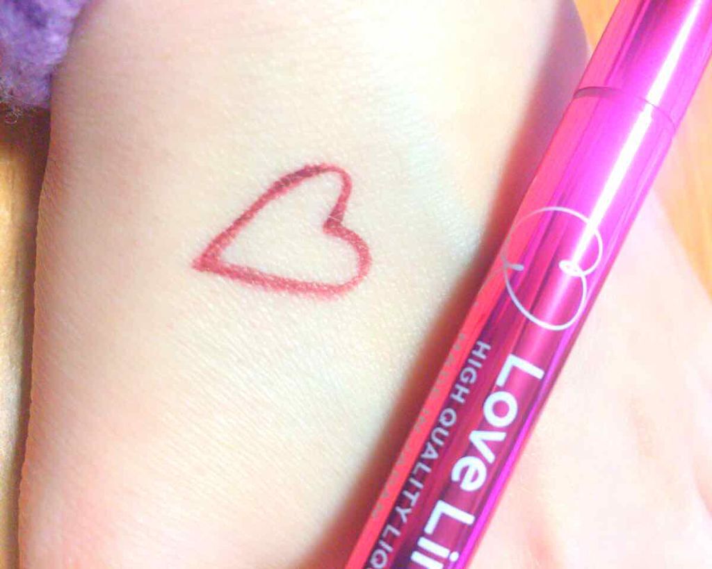 シャイニーシャドウ N/excel/単色アイシャドウを使ったクチコミ(3枚目)