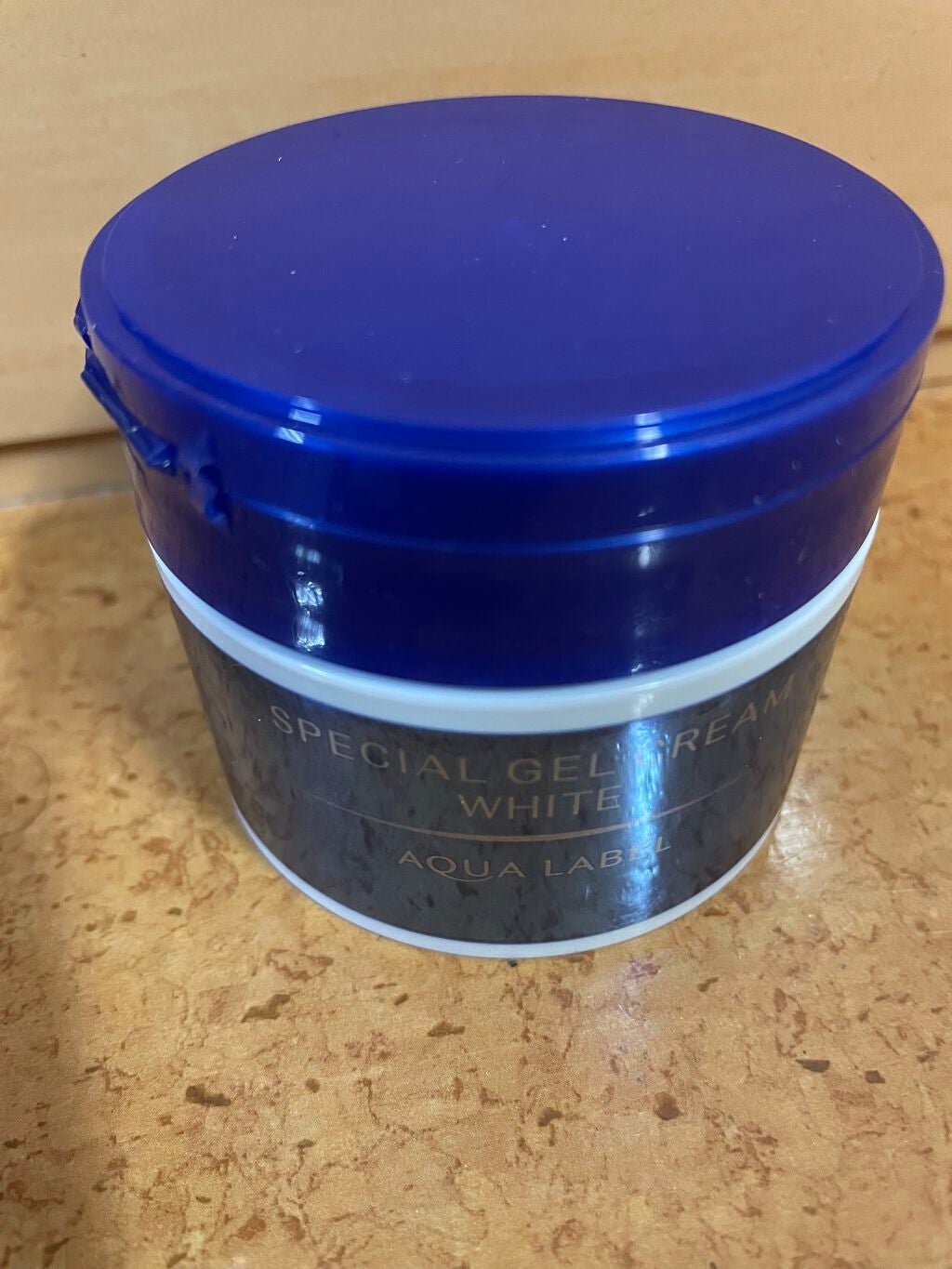 スペシャルジェルクリームA (ホワイト)(医薬部外品)/アクアレーベル/オールインワン化粧品を使ったクチコミ(1枚目)