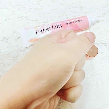 Perfect Lifty  TOTAL LIFTING GEL CREAM/R&/フェイスクリームを使ったクチコミ(3枚目)