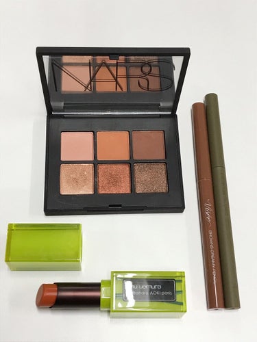 ヴォワヤジュールアイシャドウパレット 1191/NARS/アイシャドウパレットを使ったクチコミ（2枚目）