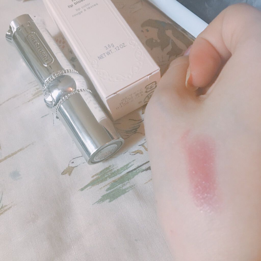 ジルスチュアート ルージュ リップブロッサム 202 magnolia bouquet/JILL STUART/口紅を使ったクチコミ（2枚目）