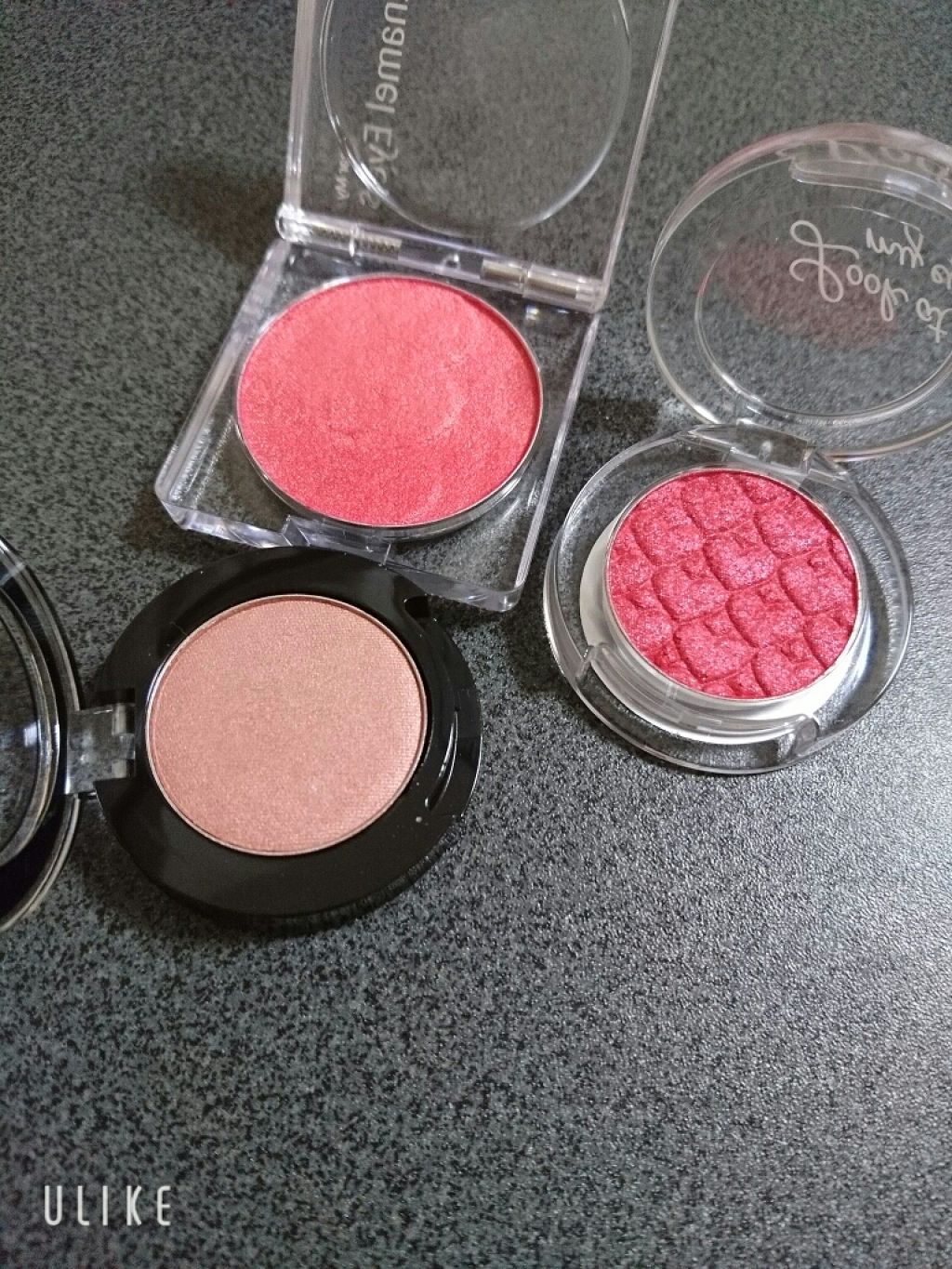 ルックアット マイアイジュエル/ETUDE/単色アイシャドウを使ったクチコミ(2枚目)