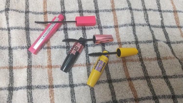 ボリューム エクスプレス ハイパーカール ウォータープルーフ N/MAYBELLINE NEW YORK/マスカラを使ったクチコミ（1枚目）