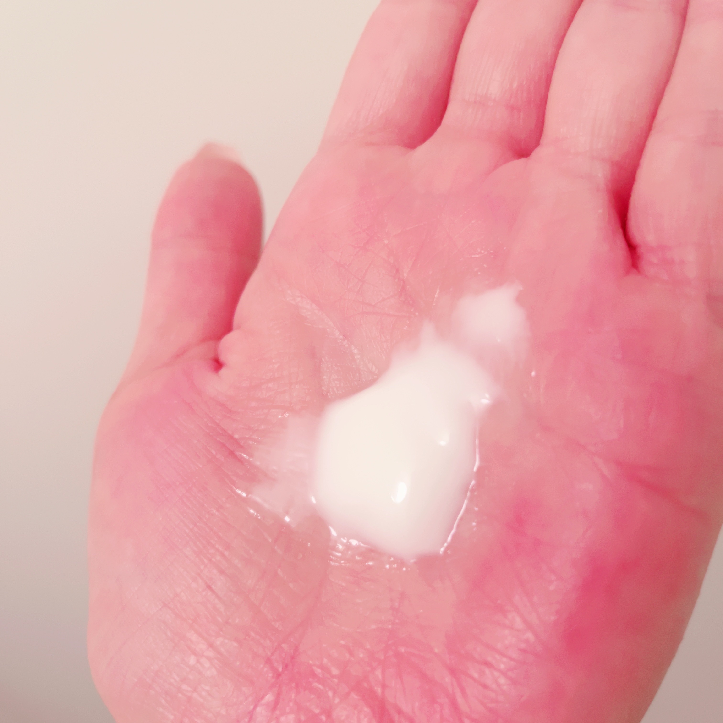 パフュームヘアエッセンス/JUL7ME/ヘアトリートメントを使ったクチコミ（2枚目）