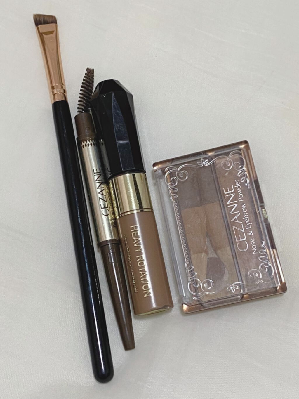 カラーリングアイブロウ/ヘビーローテーション/眉マスカラを使ったクチコミ(4枚目)