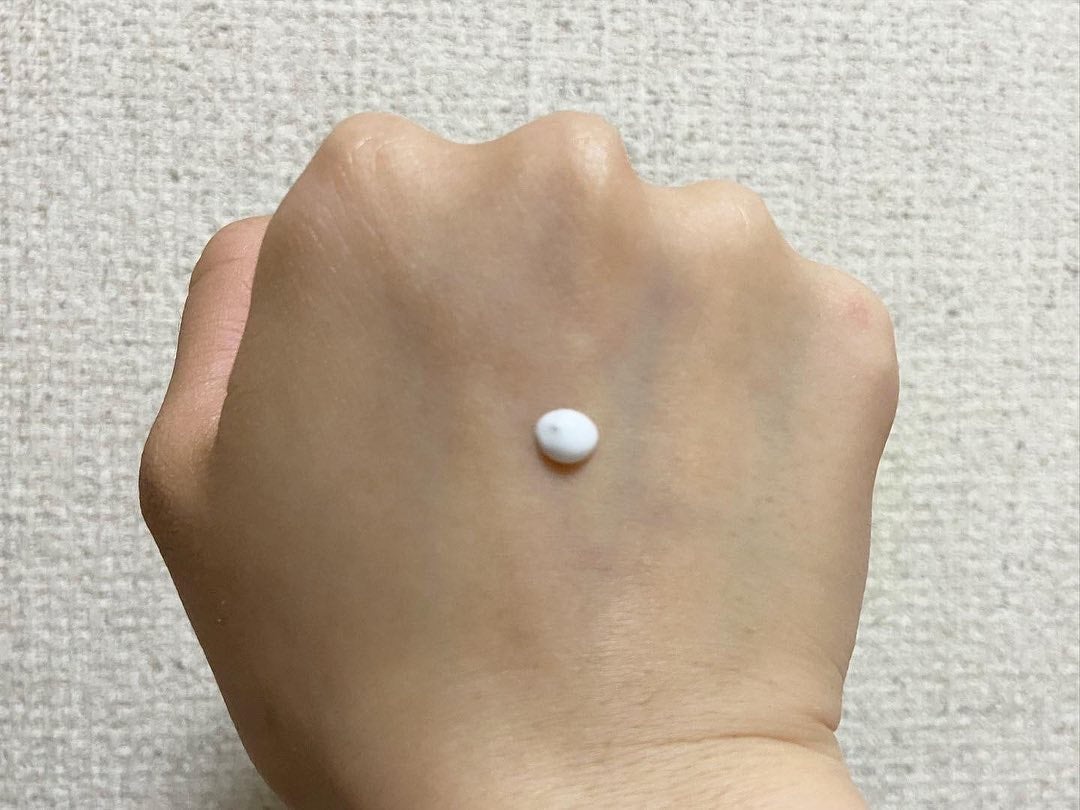 バニシングバーム プレミアム トーンアップ SPF21/9Wishes/化粧下地を使ったクチコミ(4枚目)