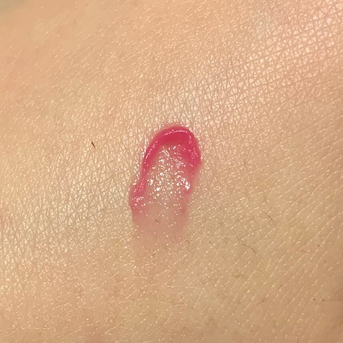 モイストピュアカラーリップ/ニベア/リップクリームを使ったクチコミ(2枚目)