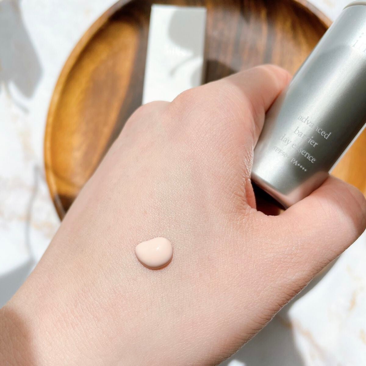 アドバンスバリア デイエッセンス/iniks/日焼け止めローションを使ったクチコミ(5枚目)