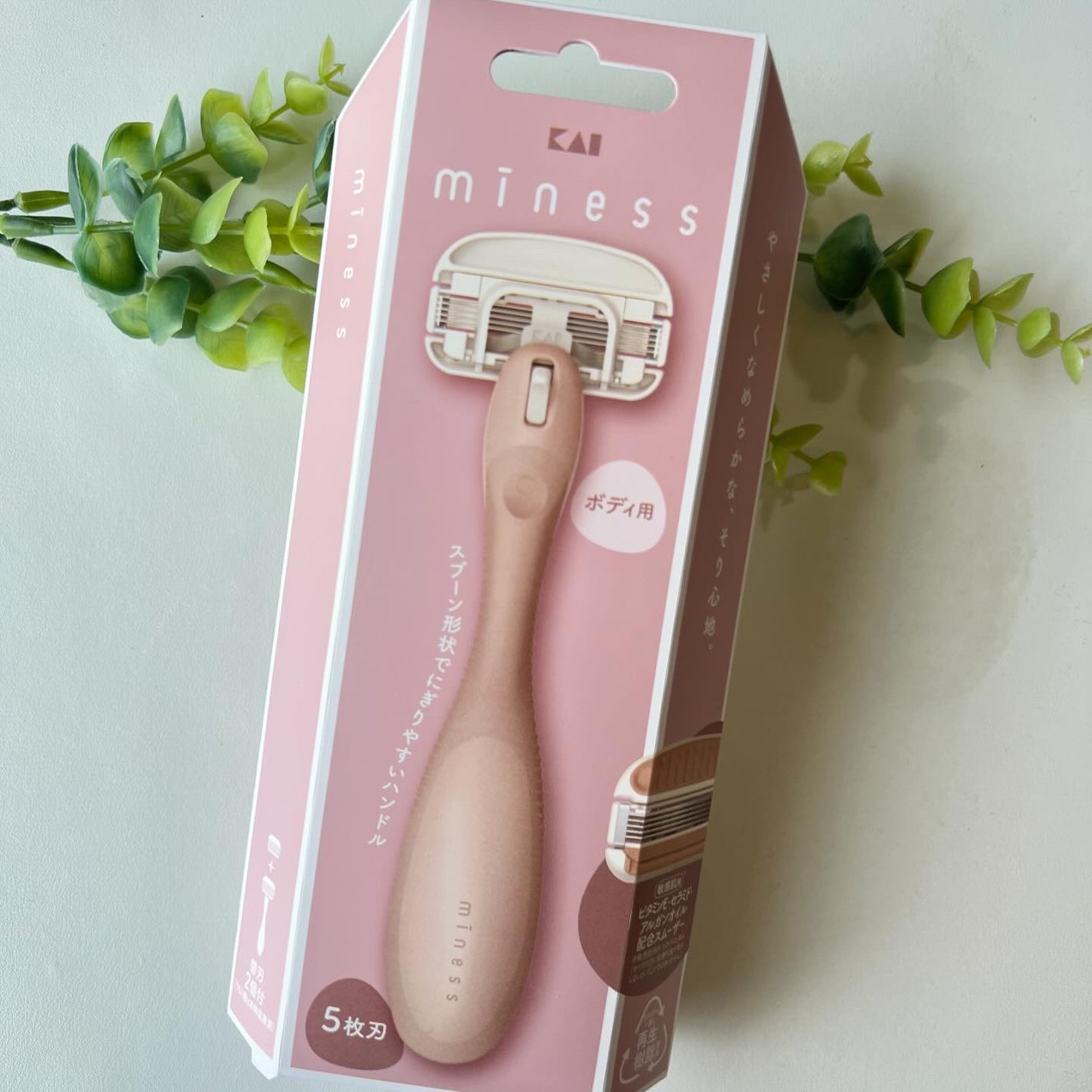 miness ボディ用カミソリ 替刃2個付/貝印/シェーバーを使ったクチコミ(2枚目)