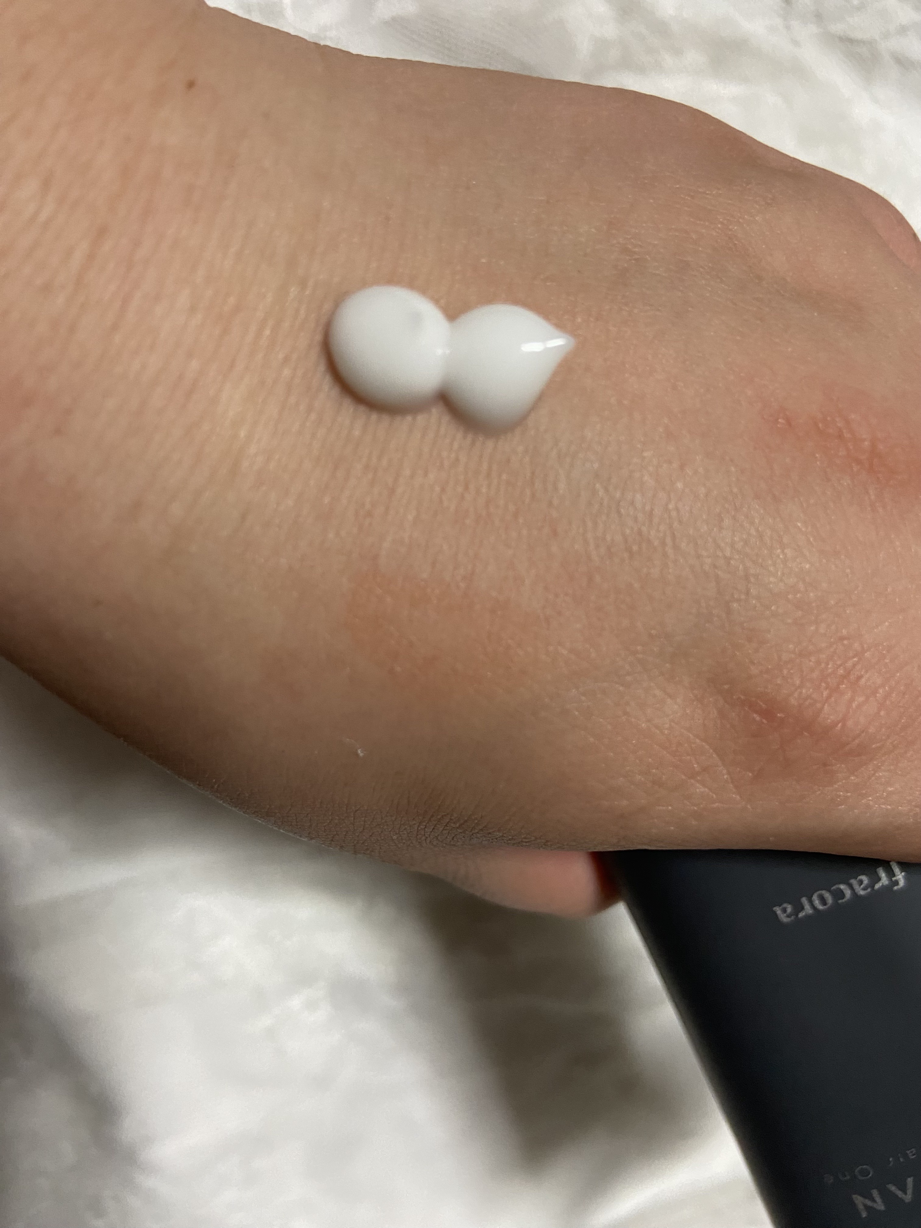 HITOKAN タイムレスリペアワンGR/fracora/オールインワン化粧品を使ったクチコミ（2枚目）