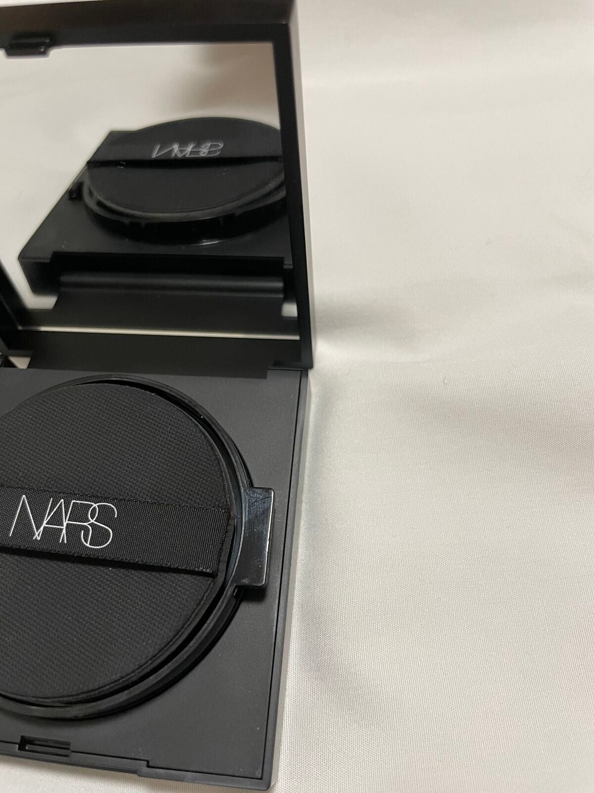 ナチュラルラディアント ロングウェア クッションファンデーション/NARS/クッションファンデーションを使ったクチコミ(2枚目)