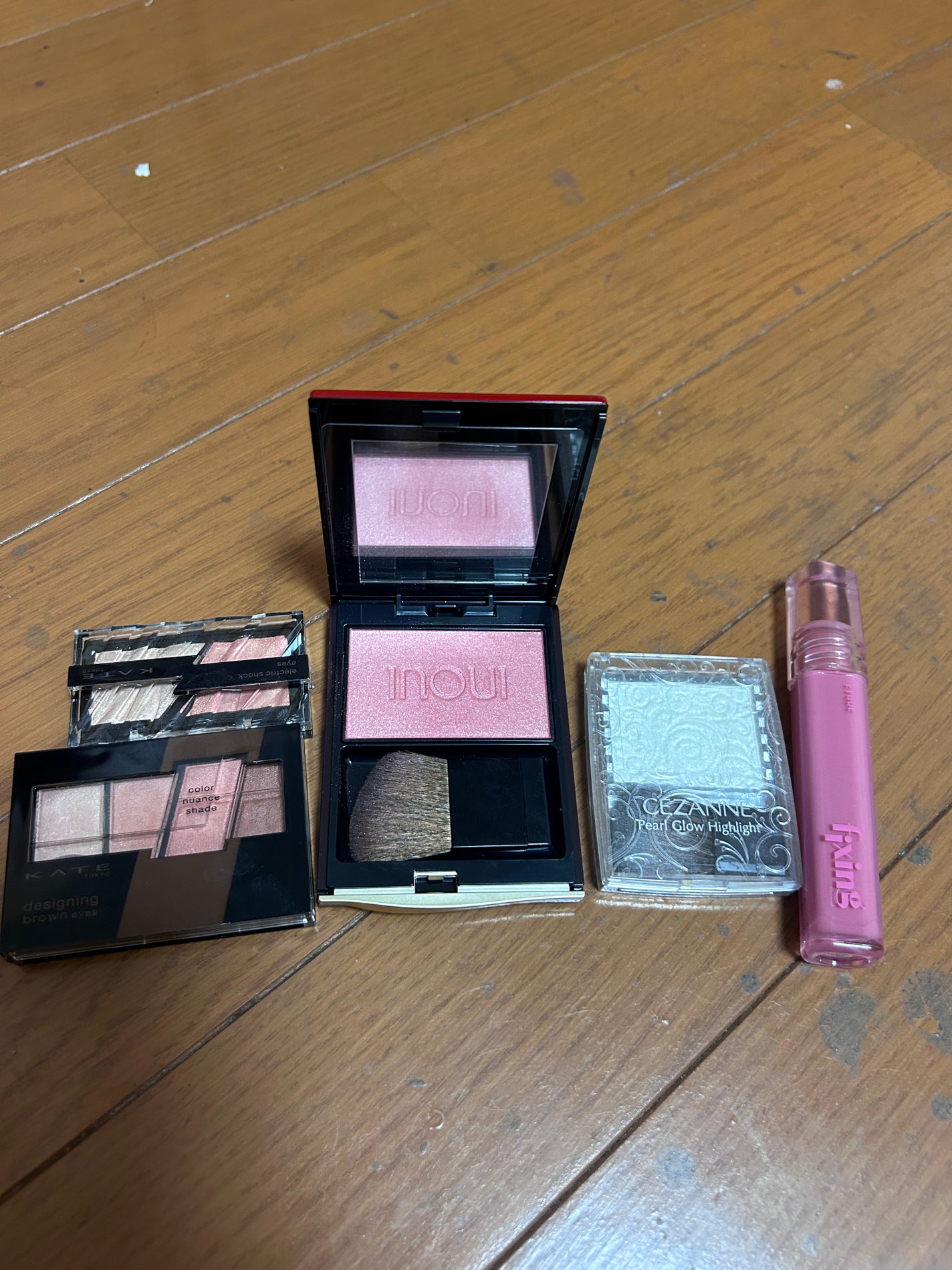 パールグロウハイライト/CEZANNE/パウダーハイライトを使ったクチコミ(1枚目)