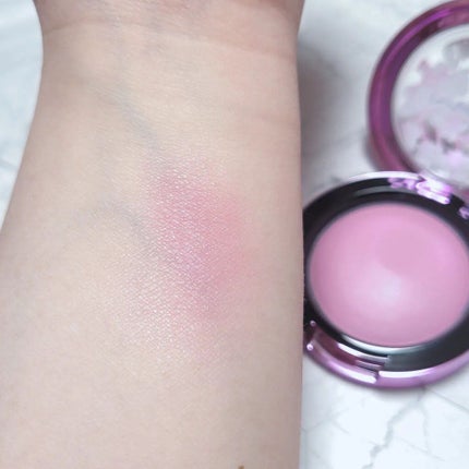 momo on LIPS 「M·A·Cマックグロープレイブラッシュピンクの..」(6枚目)