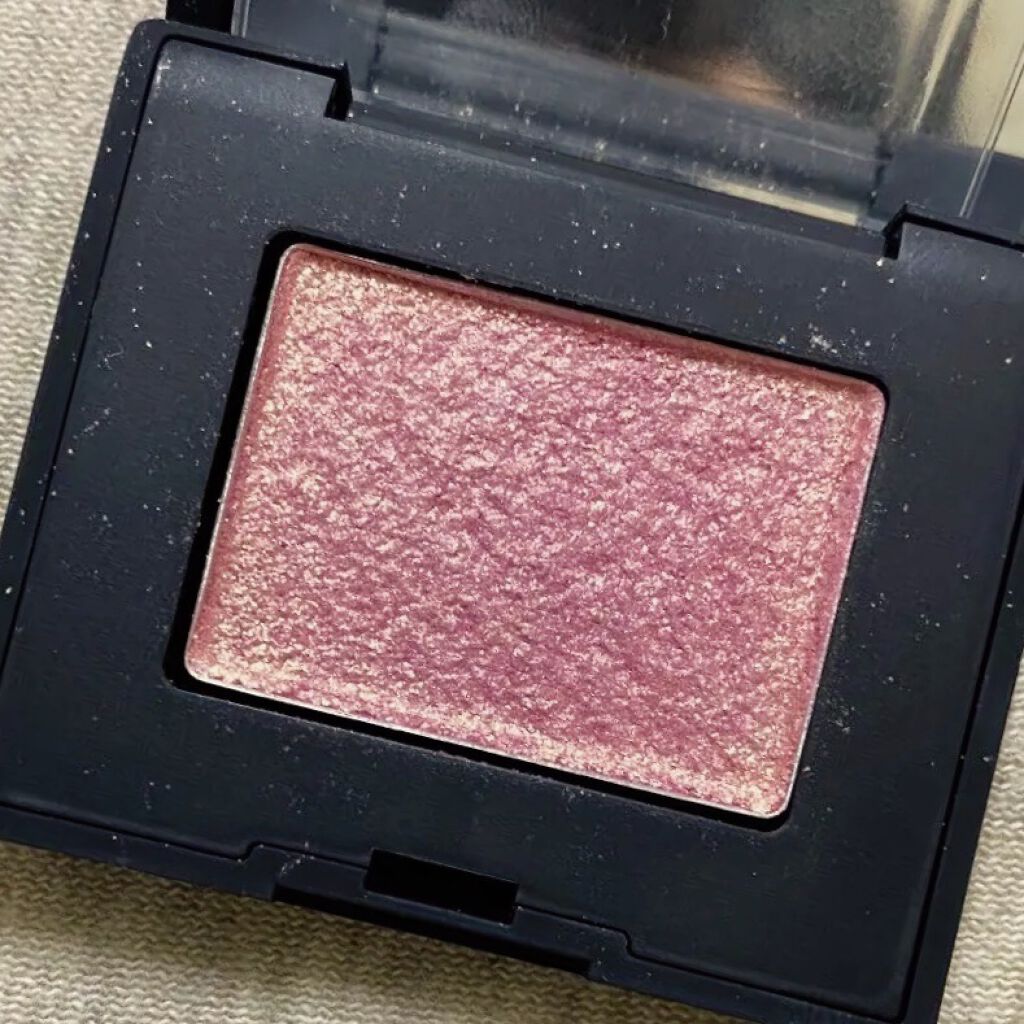 ハードワイヤードアイシャドー 5344/NARS/単色アイシャドウを使ったクチコミ（1枚目）