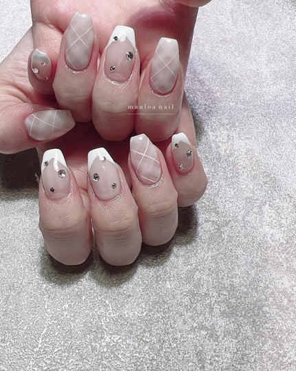 #パールネイル,#ネイル,#ビジューネイル,#アートネイル,#マットネイル,#ミラーアートネイル,#チェック柄ネイル,#オータムネイル,#ジュエリーネイル,#ミラーネイル,#手書きアートネイル,#ブラウンネイル,#白フレンチネイル,#リングネイル,#秋ネイル,#天王寺ネイルのネイルデザイン