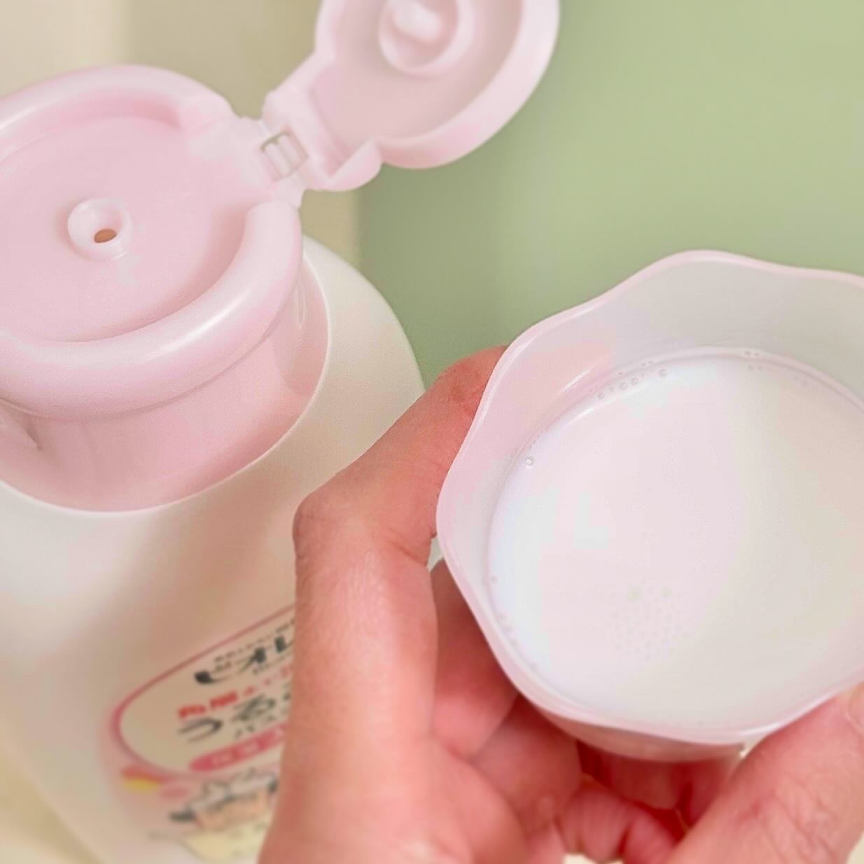 角層まで浸透する うるおいバスミルク ほのかでパウダリーな香り/ビオレu/保湿系入浴剤を使ったクチコミ（2枚目）